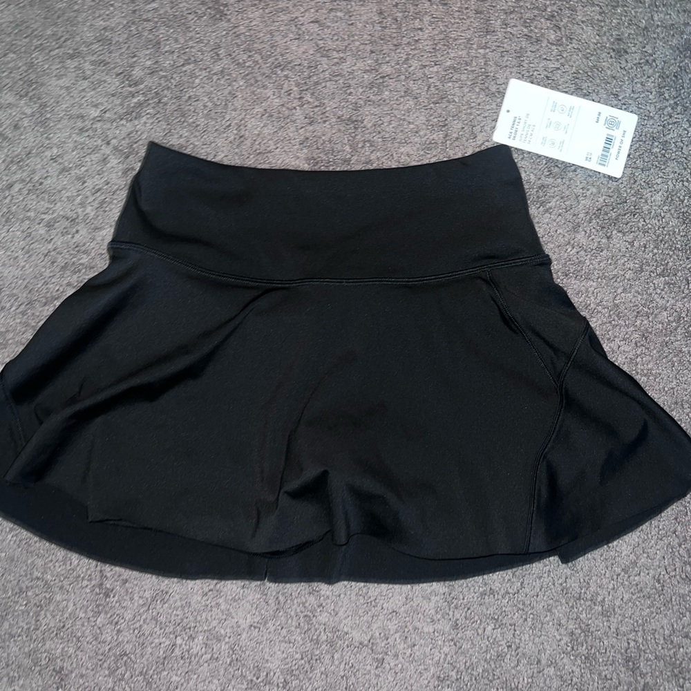 Black athleta workout skirt